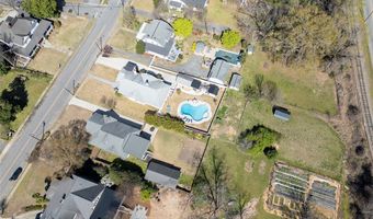 402 Brown Ave, Belton, SC 29627