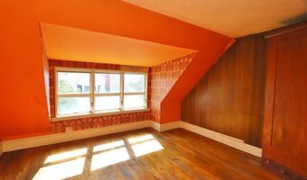 2 W Broadway, Bangor, ME 04401