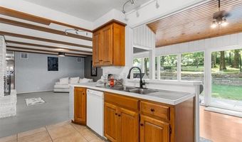 2210 Skyline Dr, Bartlesville, OK 74006