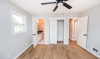 2031 Evergreen Dr, Boiling Springs, SC 29316