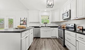 10601 W River Vue, Biloxi, MS 39532