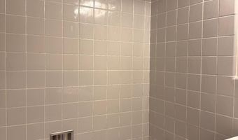 4740 CONNECTICUT Ave NW 112, Washington, DC 20008