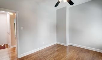 806 S CLINTON St, Baltimore, MD 21224