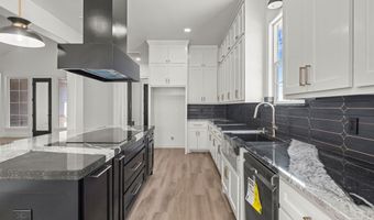 1 NE Armlei Dr, Andrews, TX 79714