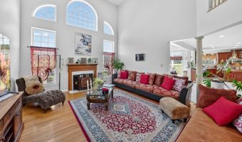 3 Surrey Way, Alexandria Twp., NJ 08867