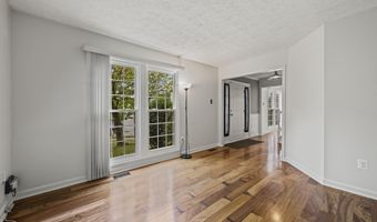 8 AMYS WAY Ct, Baltimore, MD 21234