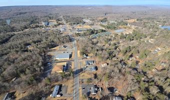 345 Pa Rte 940, Blakeslee, PA 18610