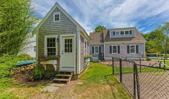 110 Commerce Rd, Barnstable, MA 02630