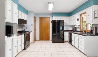 1807 9th St SW, Austin, MN 55912