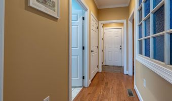 21030 Skyward Dr, Abingdon, VA 24211