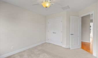 10900 HOLYSTONE Ln 202, Berlin, MD 21811