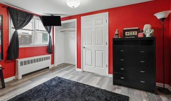 18 Tappen St, Avenel, NJ 07001