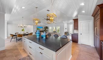 513 BAYVIEW Pl, Anna Maria, FL 34216