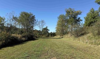 17 18 19 20 21 Chrystal Ln, Barboursville, WV 25504