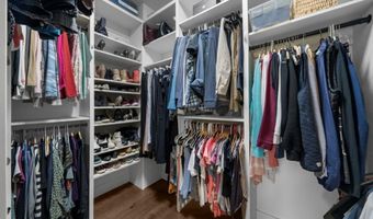 410 Rose Garden Ln, Alpharetta, GA 30009
