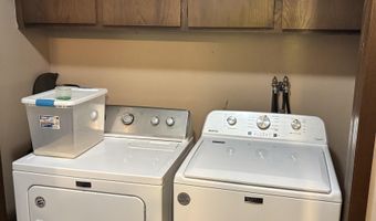107 Golf Course Dr, Armstrong, IA 50514