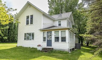 124 S Park St, Alma Center, WI 54611