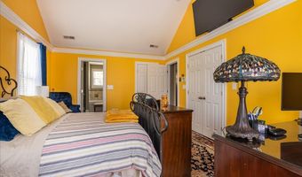 70 Albemarle St, Bridgeport, CT 06606