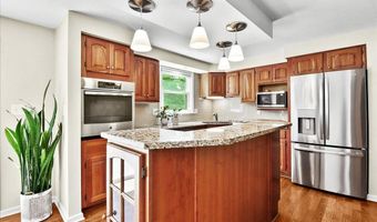 659 Boxford Ln, Columbus, OH 43213