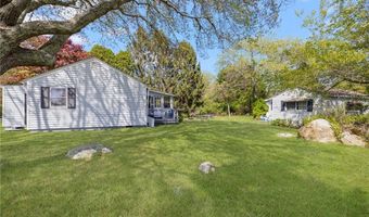 44 Kilburn St, Charlestown, RI 02813