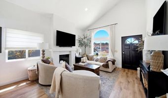1022 Glenwood Way, Escondido, CA 92026
