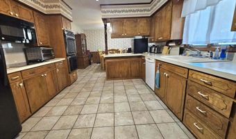 403 Fireside Dr, Arma, KS 66712