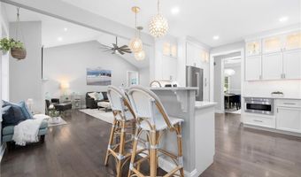 449 Sylvan Ct, North Kingstown, RI 02874