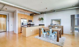 3800 LANGSTON Blvd 202, Arlington, VA 22207