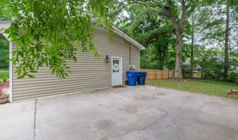 100 HUMMINGBIRD Cir, Alabaster, AL 35007