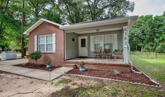 6362 Old River Rd, Baker, FL 32531