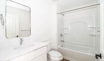 80 South St 203, Bethel, CT 06801