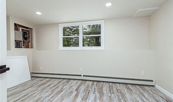 14 Partridge Dr, Exeter, RI 02822