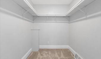 2050 Camelot Rd, Ann Arbor, MI 48104