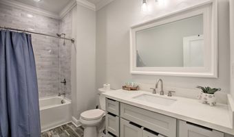 4082 Cardinal St, Bay St. Louis, MS 39520