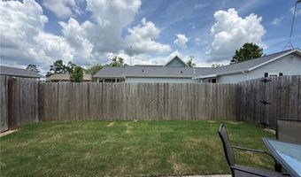 610 SW 5th St, Bentonville, AR 72712