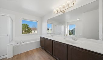 510 Golden Valley Ln, Algonquin, IL 60102