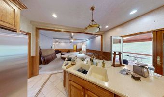 136 Lock Ln, Alum Creek, WV 25003