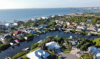 6612 BLACKFIN Way, Apollo Beach, FL 33572