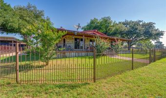 10745 Rosemar Ln, Adkins, TX 78101