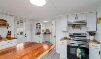 11 Crotteau St, Adams, MA 01220