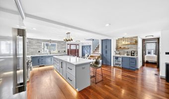 12 Fernwood Rd, Billerica, MA 01821
