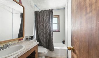 1719 Sunset St, Albert Lea, MN 56007