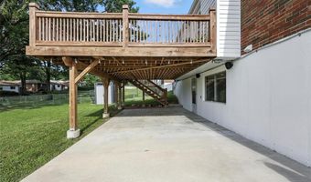 9800 Ridgely Ln, Affton, MO 63123