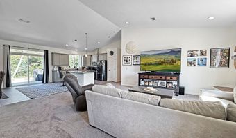 7205 EDGE CLIFF Dr, Brookings, OR 97415