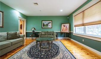 15 Justin Rd, East Greenwich, RI 02818