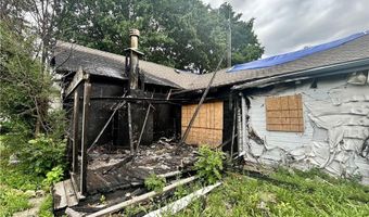 617 N Houston St, Adrian, MO 64720