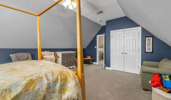 379 Shallowford Dr, Boiling Springs, SC 29316