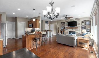 812 N Fairoaks Pl, Andover, KS 67002