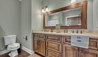 215 S POINTE Dr, Arley, AL 35541