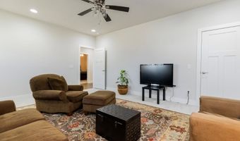 5910 SW Dryden Rd, Bentonville, AR 72713